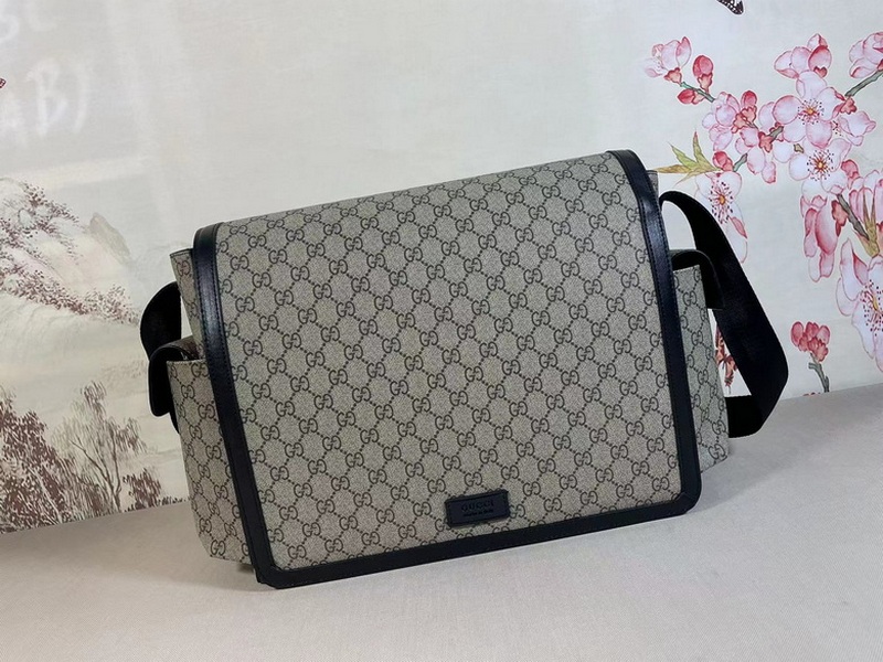 Gucci Handbags 53